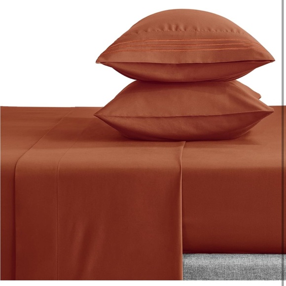 CozyLux Pillow Cases Queen Set of 2, size 20x30. Color - burnt orange.Brand new! - Picture 7 of 13
